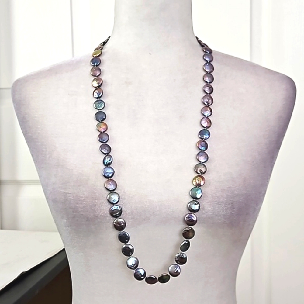 14K Coin Shell Necklace - Picture 2 of 4